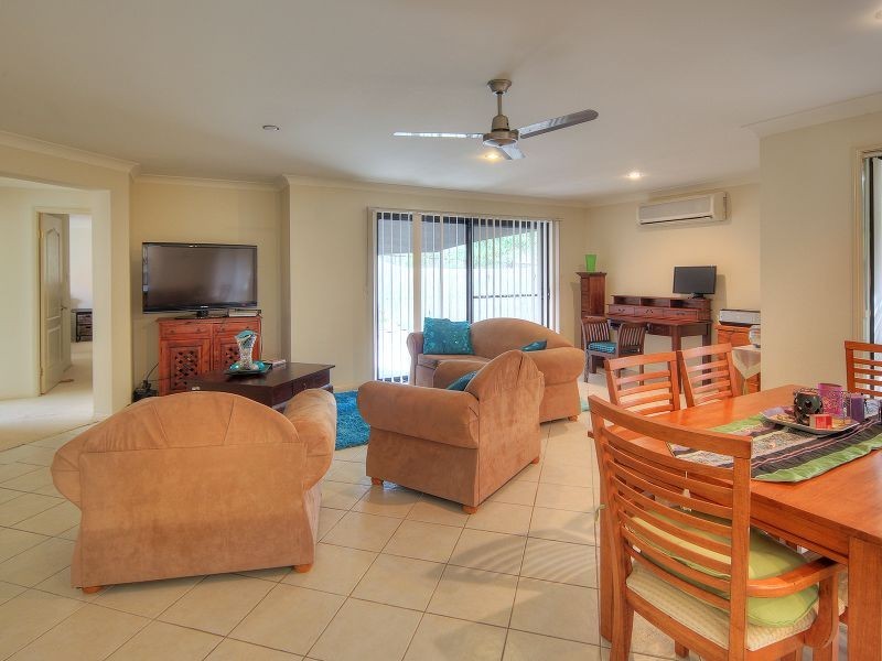 11 Rachele Close, Forest Lake QLD 4078