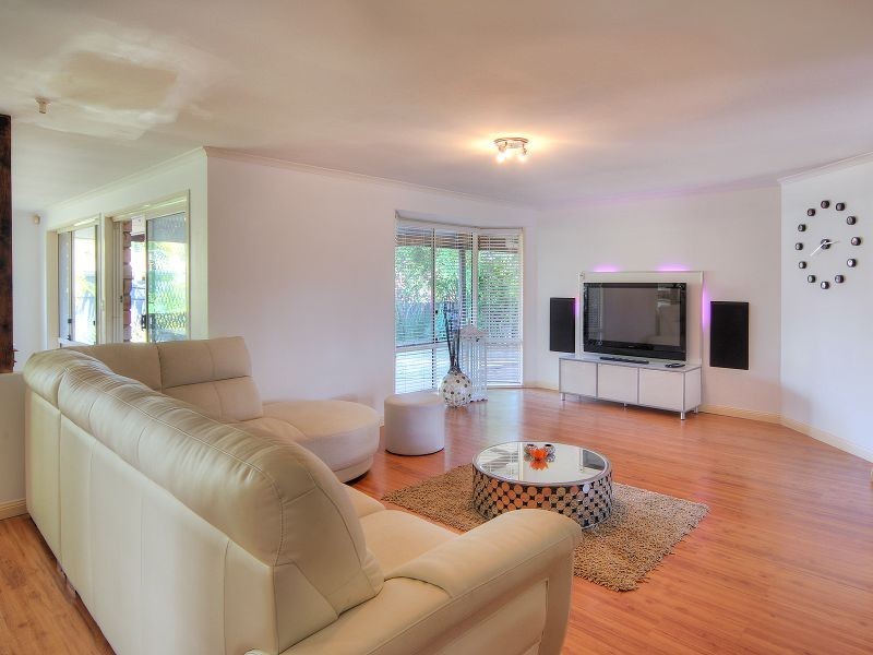 20 Tamborine Place, Forest Lake QLD 4078