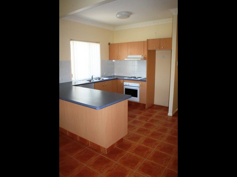 16 Balmoral Place, Forest Lake QLD 4078