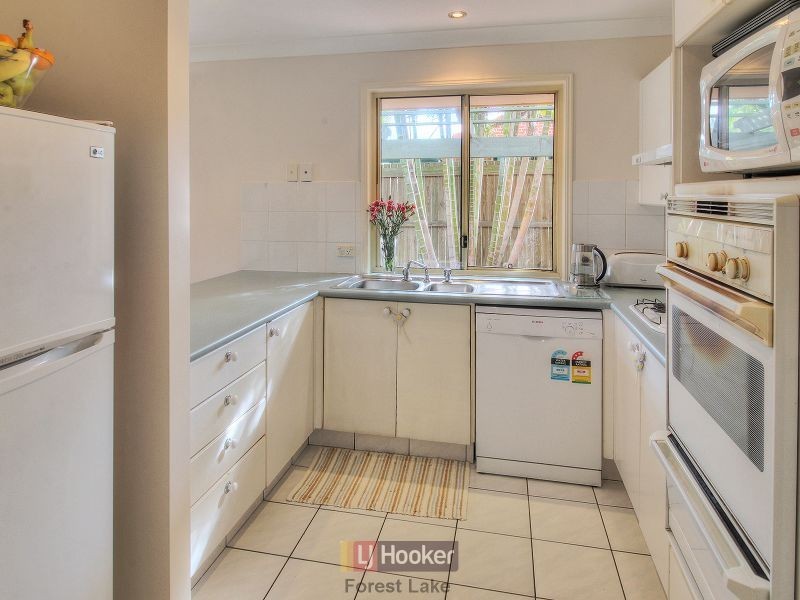 132 Banksia Circuit, Forest Lake QLD 4078