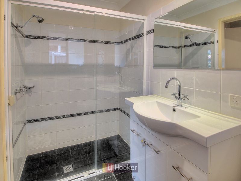 132 Banksia Circuit, Forest Lake QLD 4078