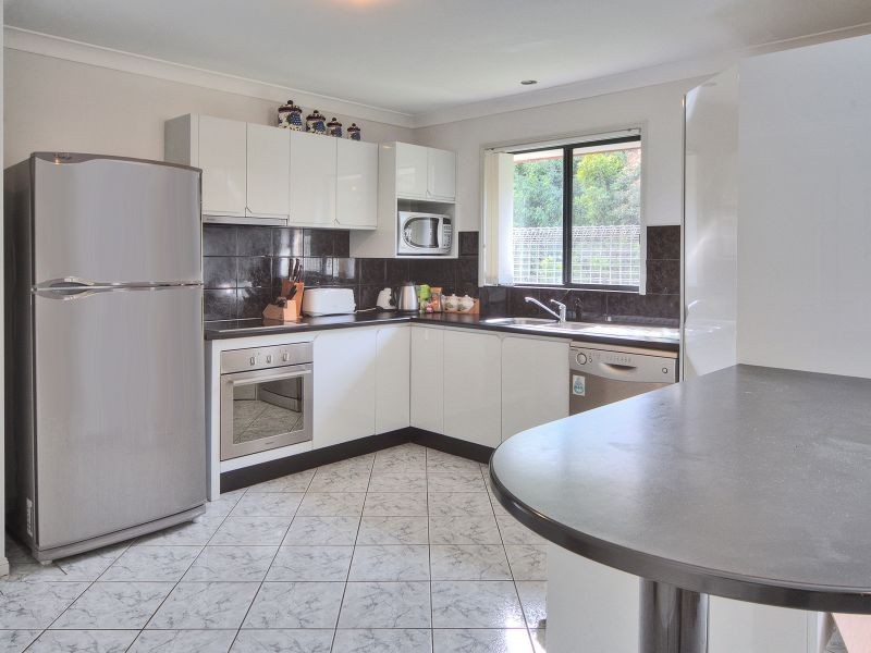 9 Greta Court, Camira QLD 4300