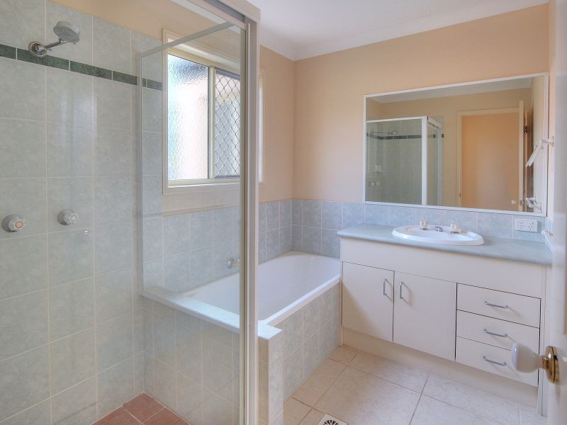 36 Columbus Place, Forest Lake QLD 4078