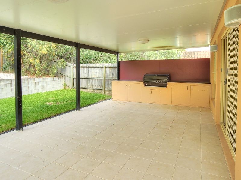 36 Columbus Place, Forest Lake QLD 4078