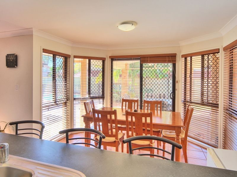 13 Camberwell Place, Forest Lake QLD 4078