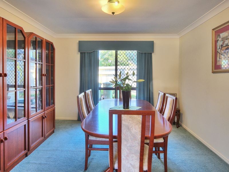 13 Camberwell Place, Forest Lake QLD 4078