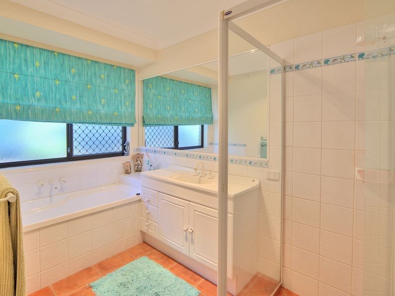 13 Camberwell Place, Forest Lake QLD 4078