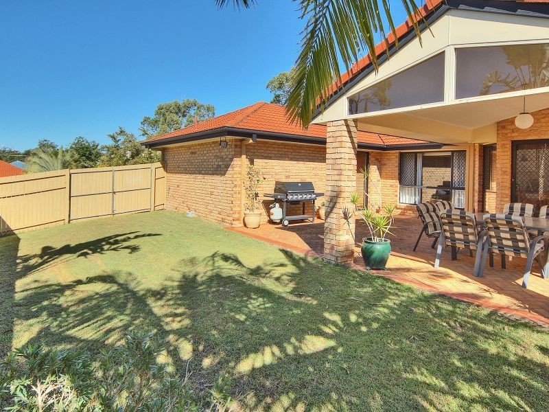 13 Camberwell Place, Forest Lake QLD 4078