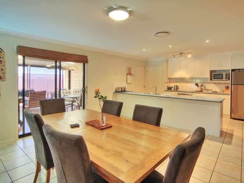 12 Paton Crescent, Forest Lake QLD 4078