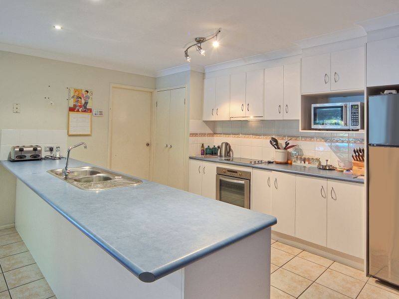 12 Paton Crescent, Forest Lake QLD 4078