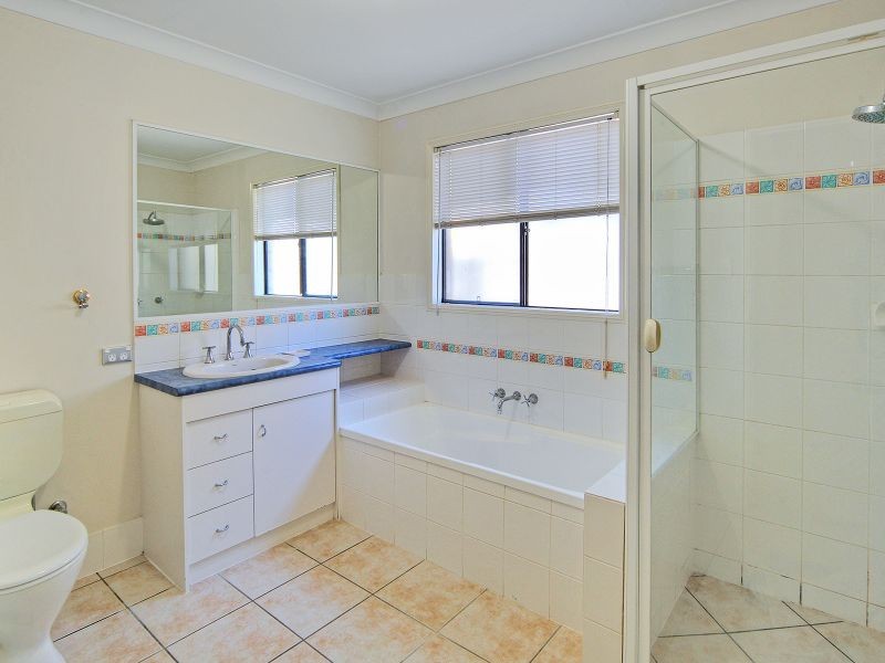 12 Paton Crescent, Forest Lake QLD 4078