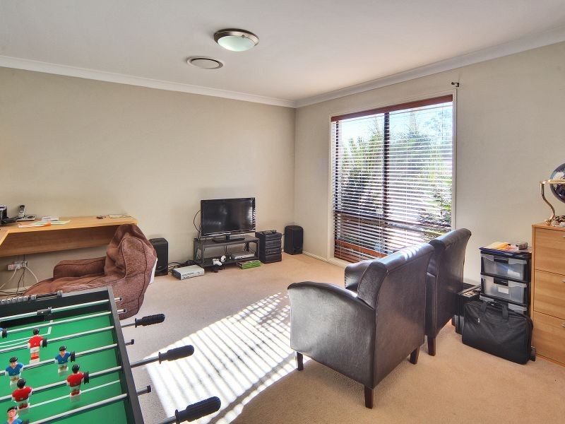 12 Paton Crescent, Forest Lake QLD 4078