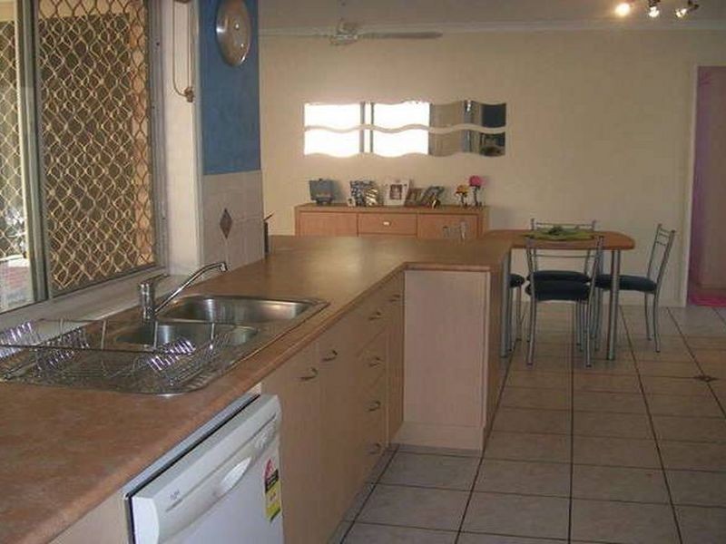 25 Harrison Crescent, Forest Lake QLD 4078