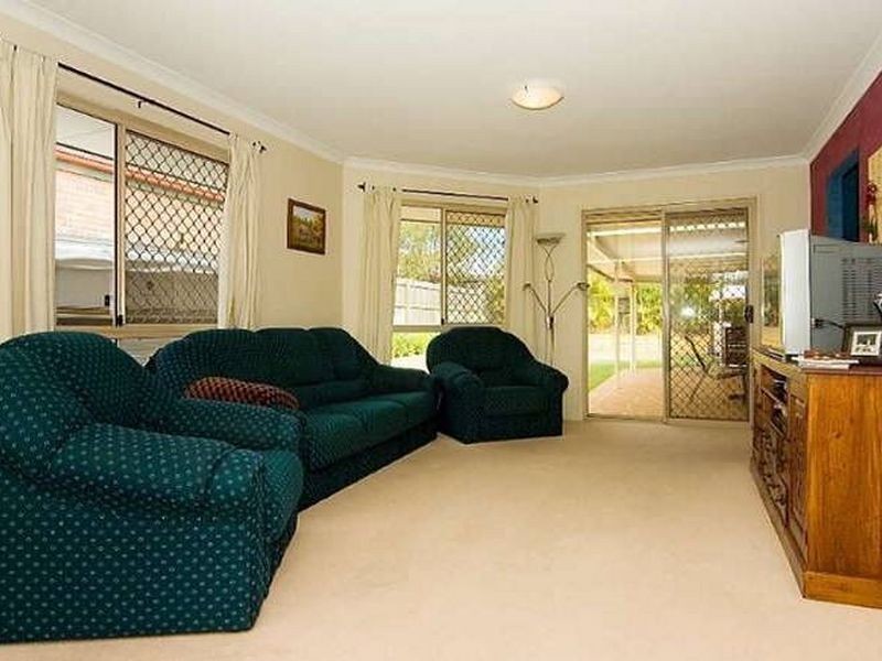 25 Harrison Crescent, Forest Lake QLD 4078