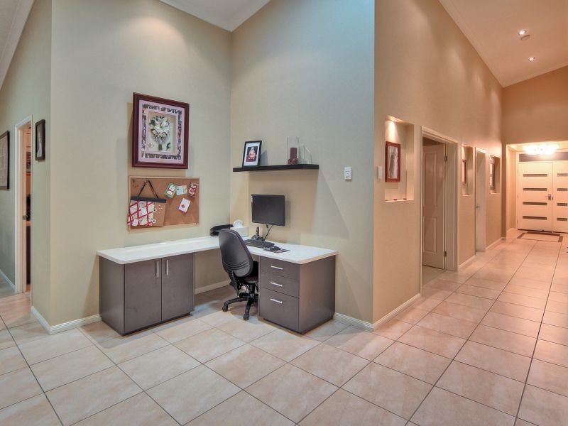 55 Sanctuary Drive, Forest Lake QLD 4078