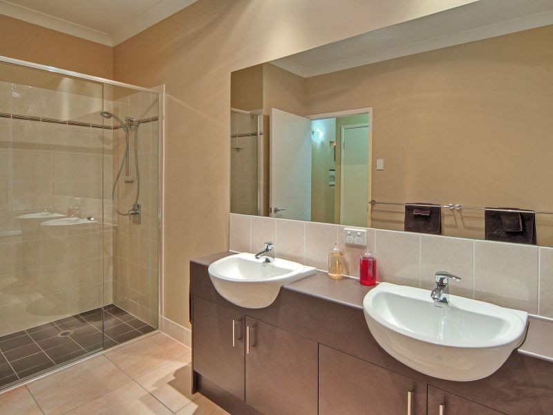 55 Sanctuary Drive, Forest Lake QLD 4078