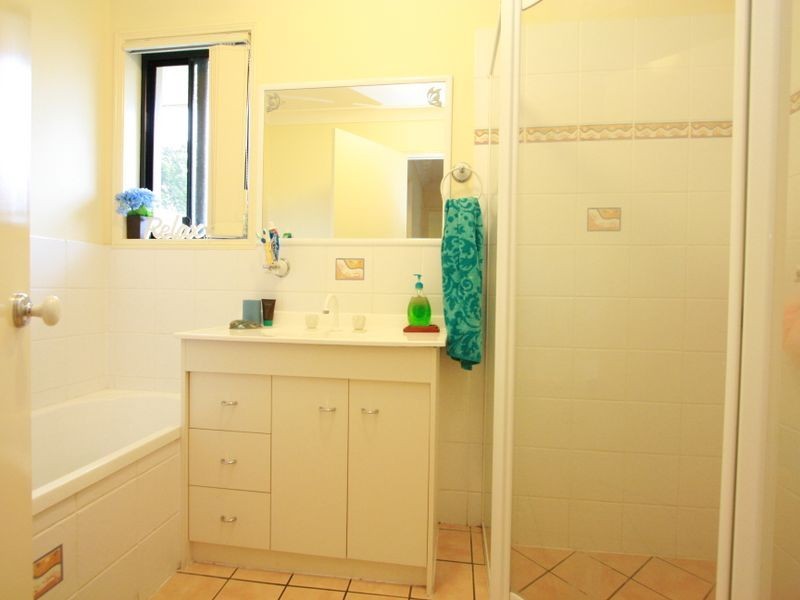 23 Hannam Crescent, Forest Lake QLD 4078