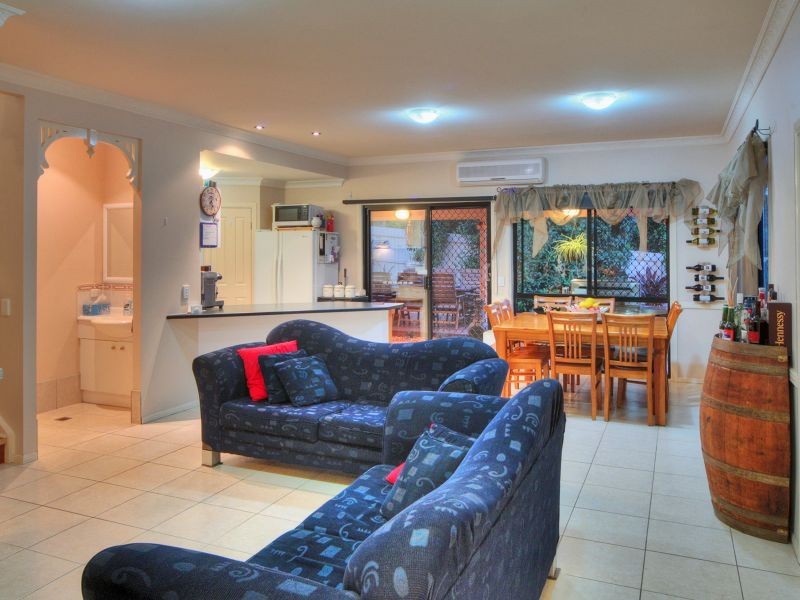 25 Toomba Place, Forest Lake QLD 4078