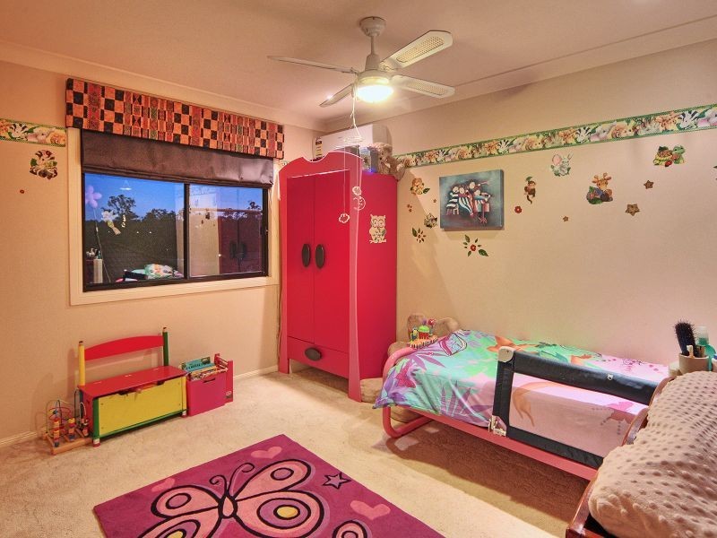 25 Toomba Place, Forest Lake QLD 4078