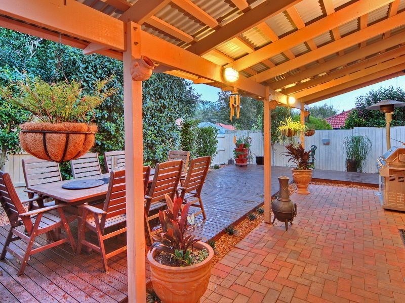 25 Toomba Place, Forest Lake QLD 4078