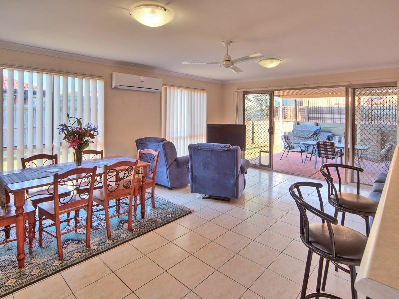 3 Rae Close, Camira QLD 4300
