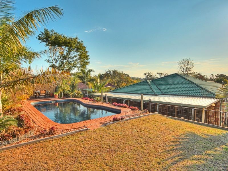 3 Rae Close, Camira QLD 4300