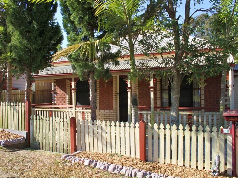 10 Crediton Place, Forest Lake QLD 4078