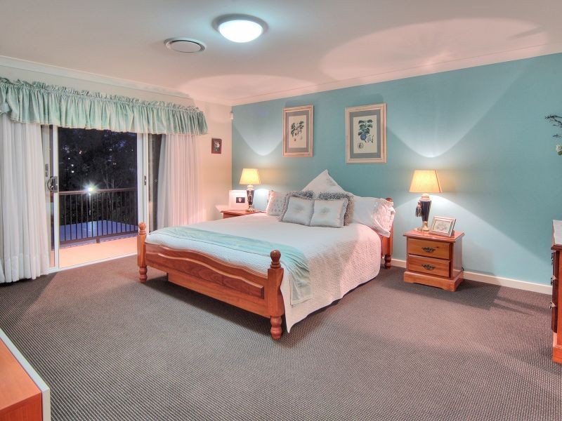 4 Cayman Place, Forest Lake QLD 4078