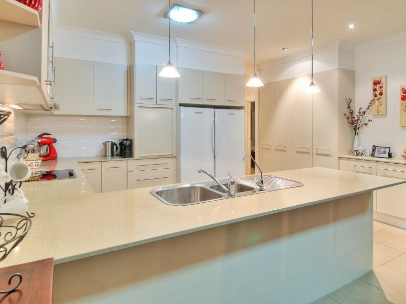 19 Elm Place, Heathwood QLD 4110