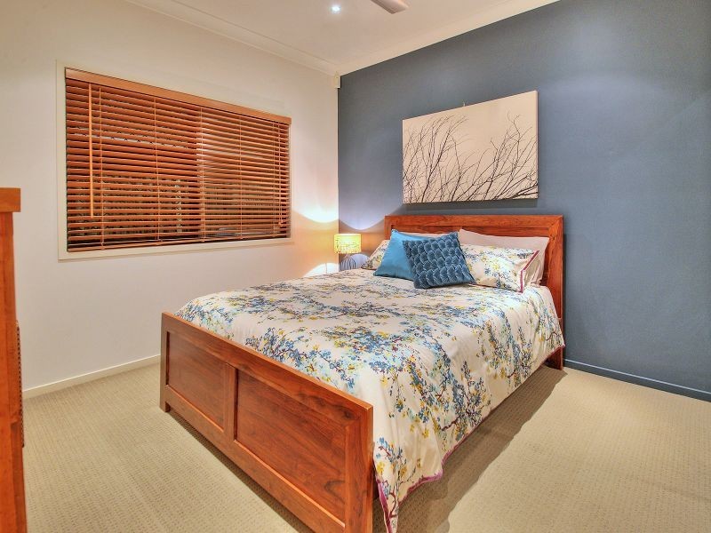 19 Elm Place, Heathwood QLD 4110