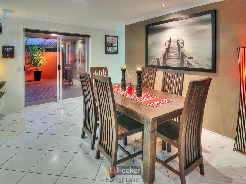 52 Atherton Circuit, Forest Lake QLD 4078