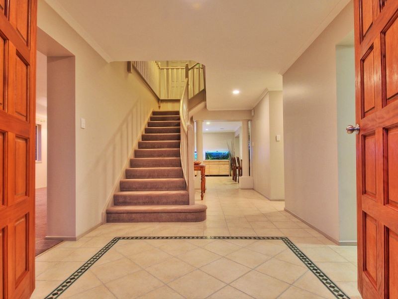 18 Sarabah Place, Forest Lake QLD 4078