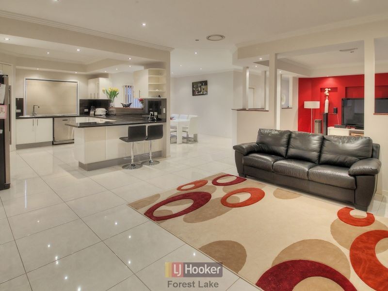 53 Degas Street, Forest Lake QLD 4078