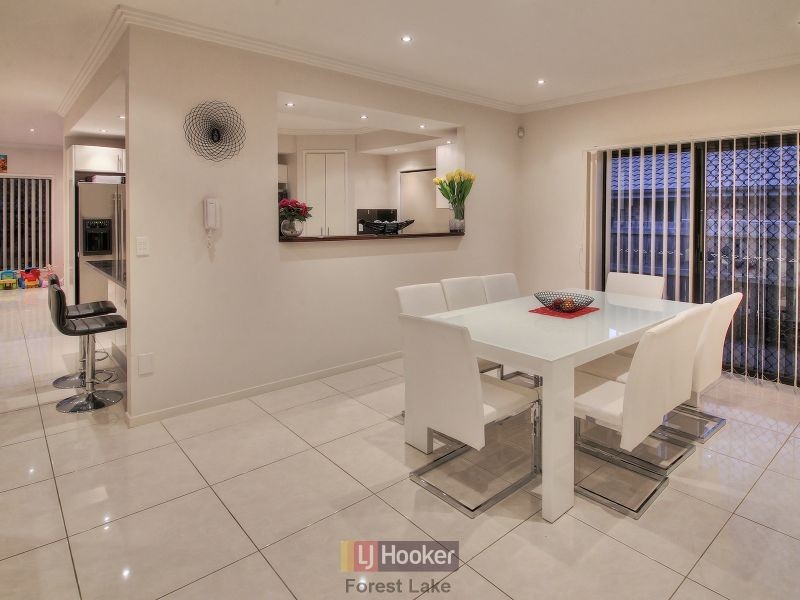 53 Degas Street, Forest Lake QLD 4078