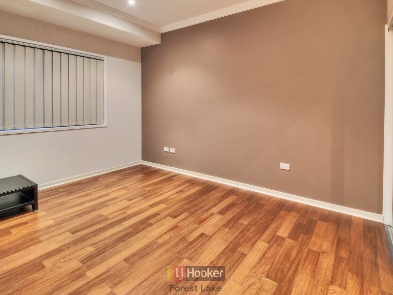 53 Degas Street, Forest Lake QLD 4078