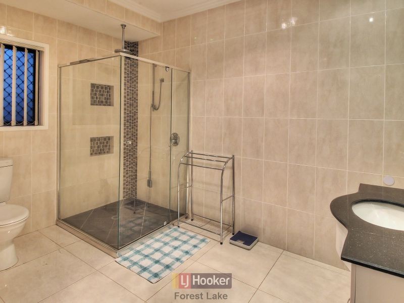 53 Degas Street, Forest Lake QLD 4078