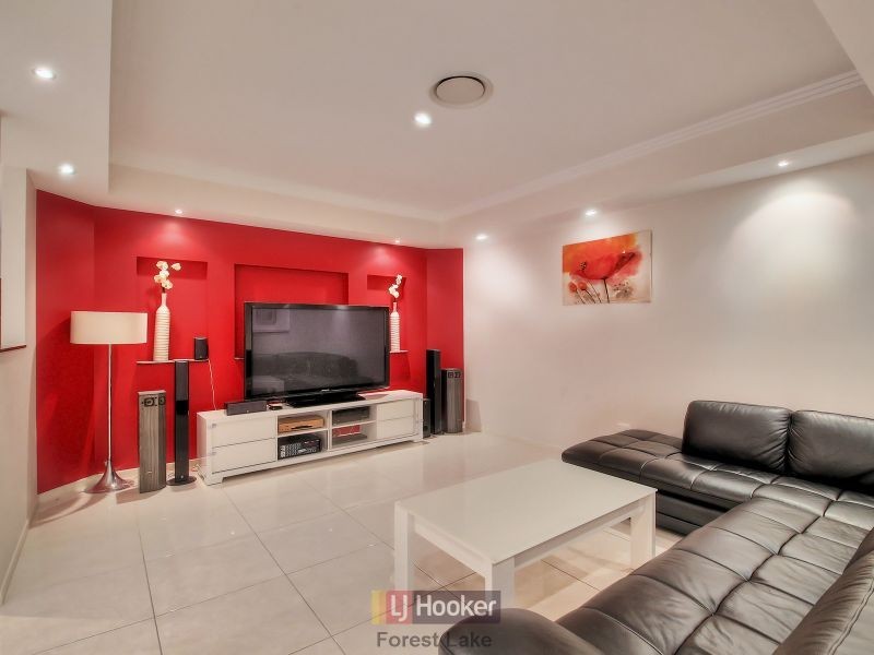 53 Degas Street, Forest Lake QLD 4078