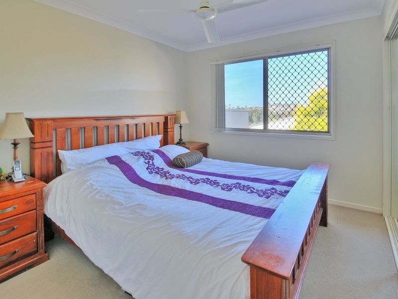 7 Cove Place, Springfield Lakes QLD 4300