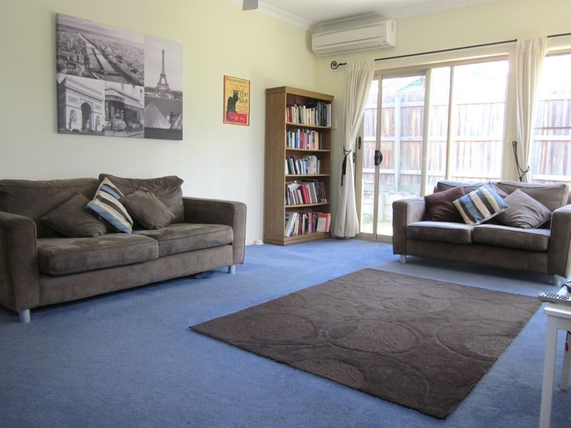 1 Goomburra Court, Forest Lake QLD 4078