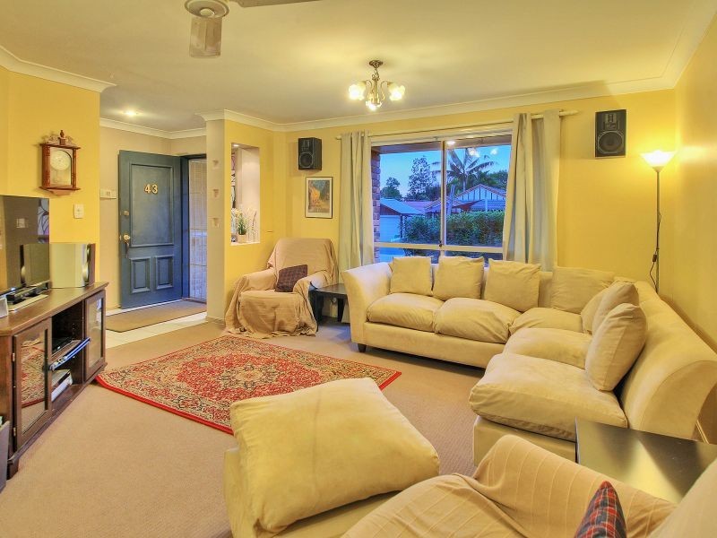 43 Clarendon Circuit, Forest Lake QLD 4078