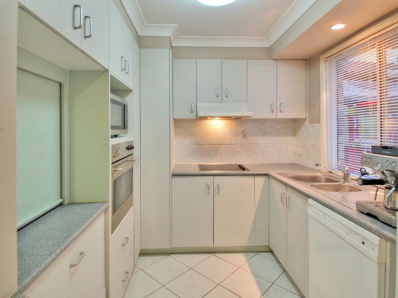 43 Clarendon Circuit, Forest Lake QLD 4078