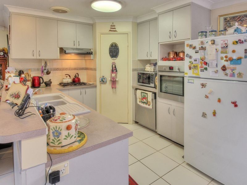 39 Clarendon Circuit, Forest Lake QLD 4078