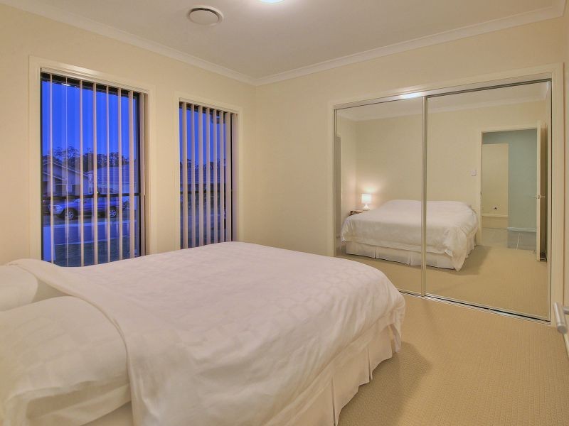 10 Colebrook Crescent, Doolandella QLD 4077