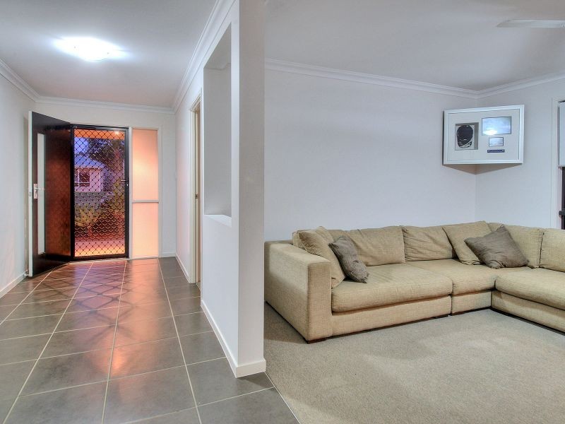 12 Brushwood Circuit, Forest Lake QLD 4078