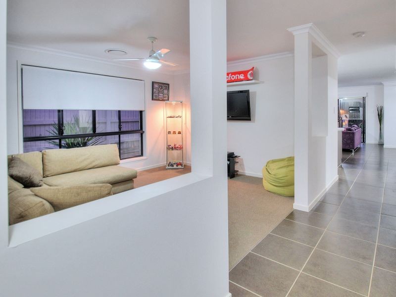 12 Brushwood Circuit, Forest Lake QLD 4078