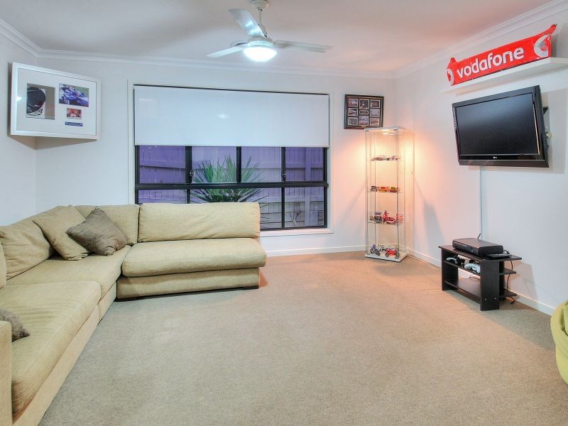 12 Brushwood Circuit, Forest Lake QLD 4078