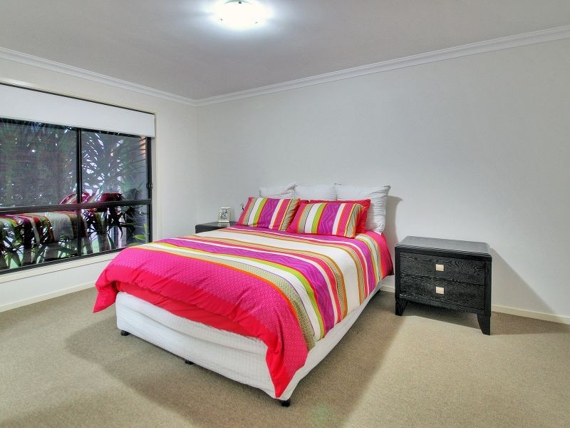 12 Brushwood Circuit, Forest Lake QLD 4078