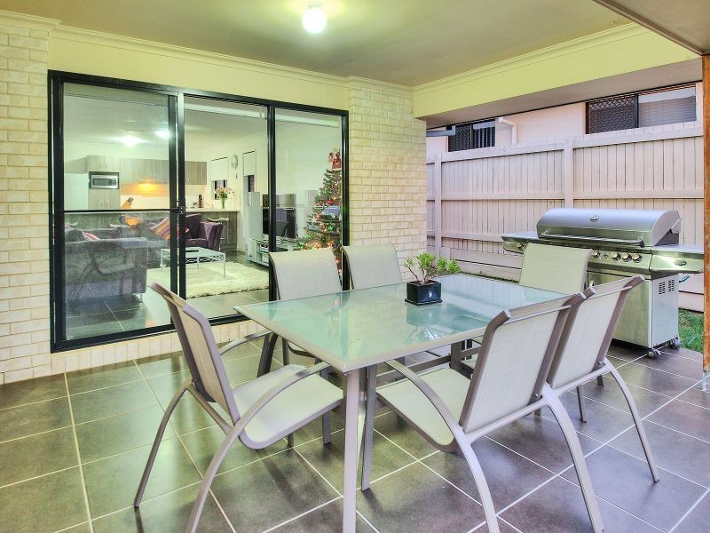 12 Brushwood Circuit, Forest Lake QLD 4078