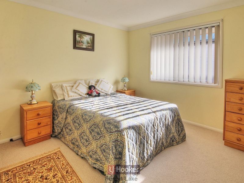 11 Drake Place, Forest Lake QLD 4078