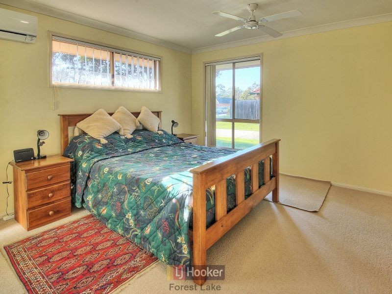 11 Drake Place, Forest Lake QLD 4078